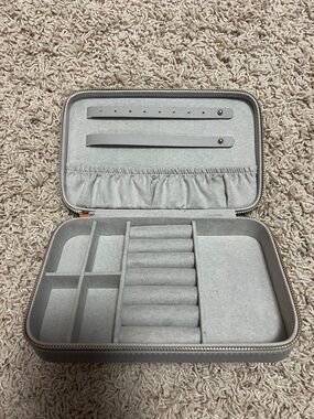 Gray Travel Jewelry Organizer Case